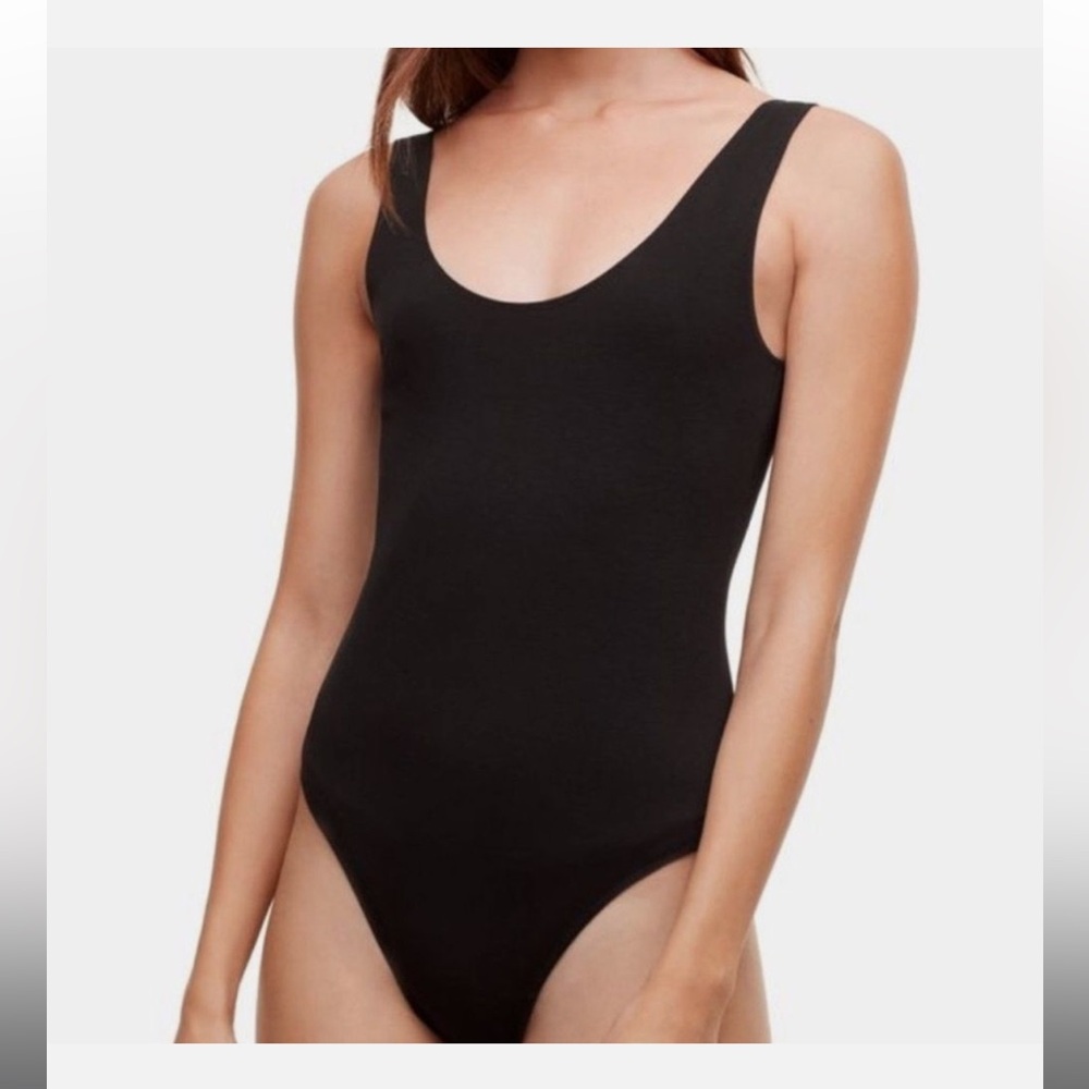 Wilfred Free Aritzia Leila Black Classic Sleeveless Thong Body Suit